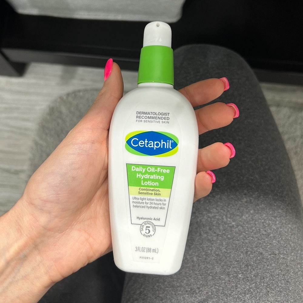 Cetaphil Daily Hydrating Lotion